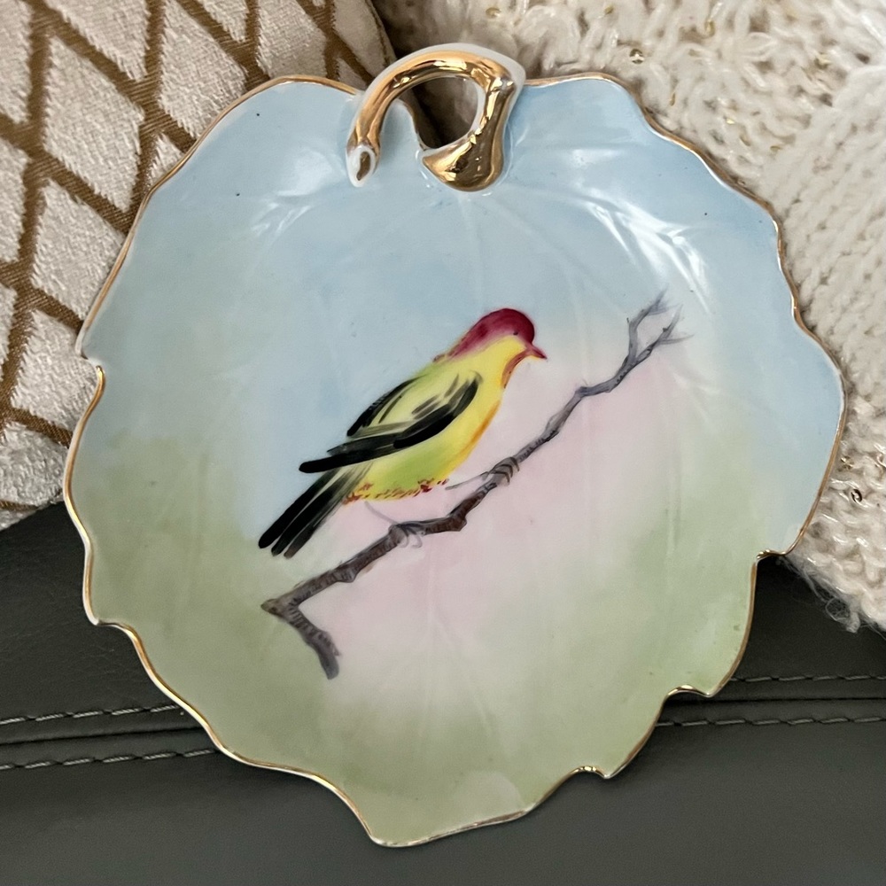 Vintage HAND PAINTED Fine China PLATE SAUCER Gold Trim WESTERN TANAGER Songbird